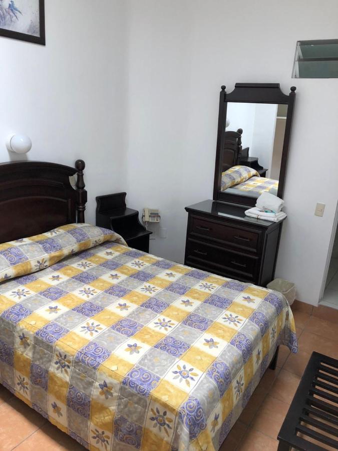 Hotel De Los Banos Pachuca エクステリア 写真