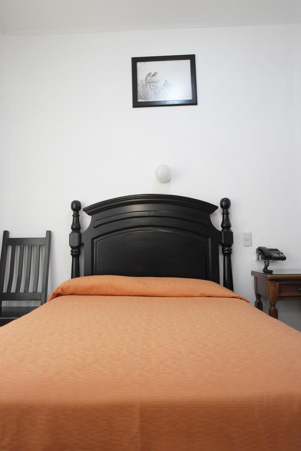 Hotel De Los Banos Pachuca エクステリア 写真