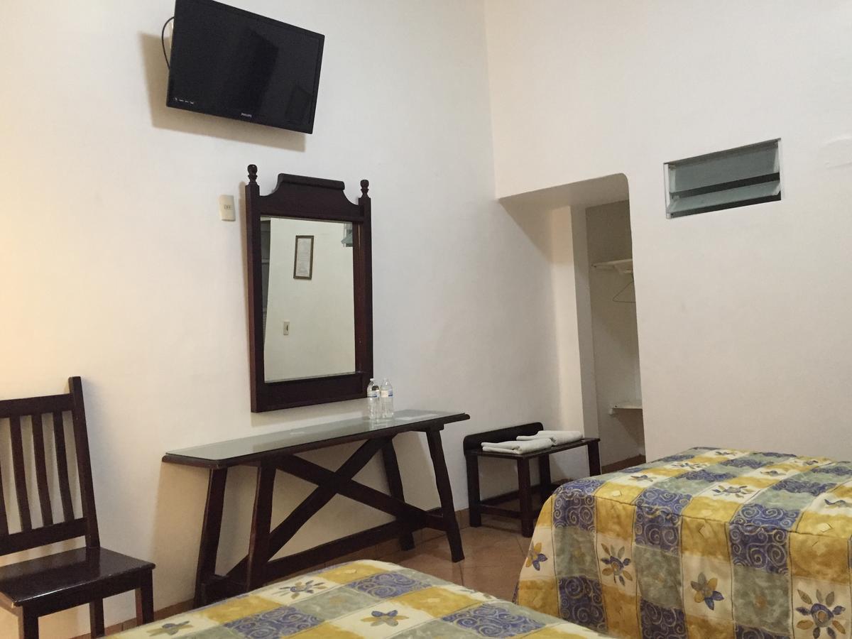 Hotel De Los Banos Pachuca エクステリア 写真