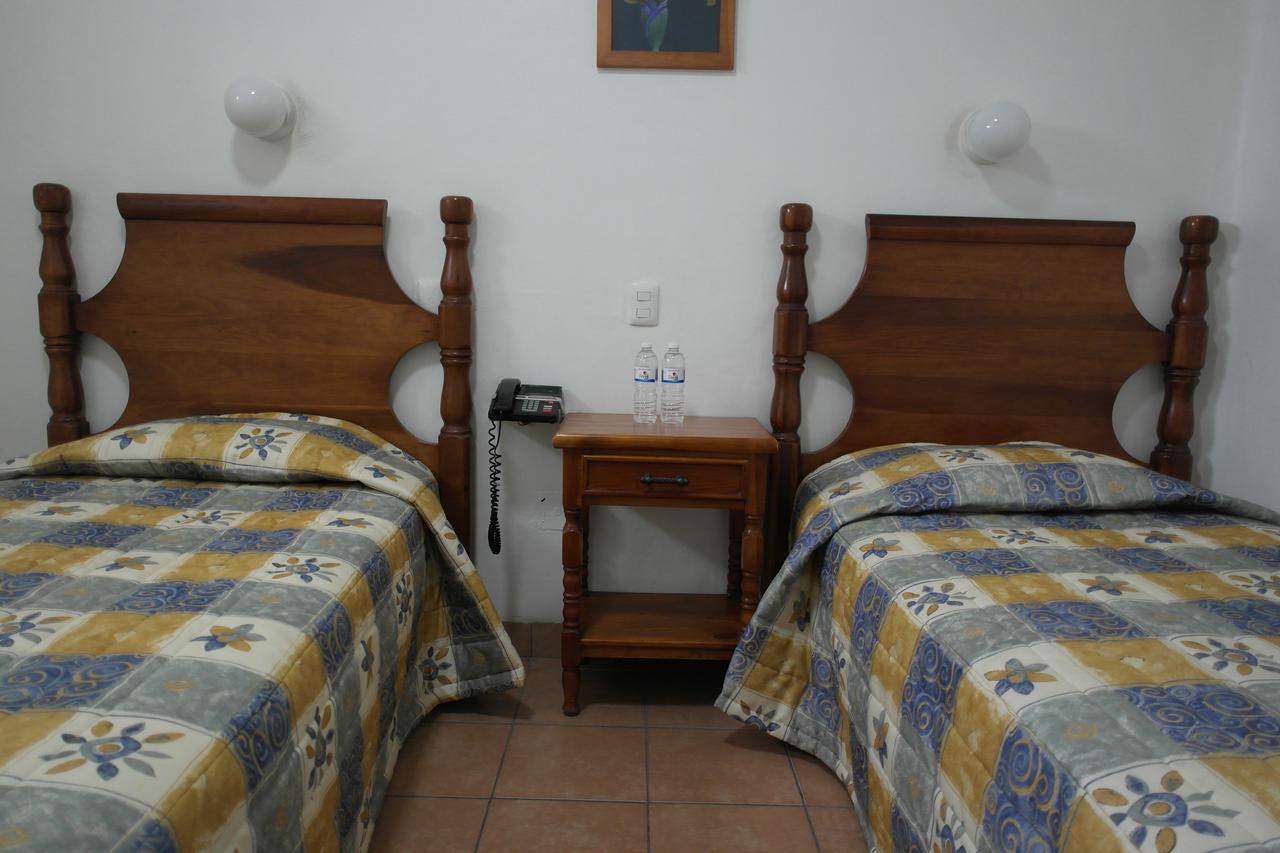 Hotel De Los Banos Pachuca エクステリア 写真