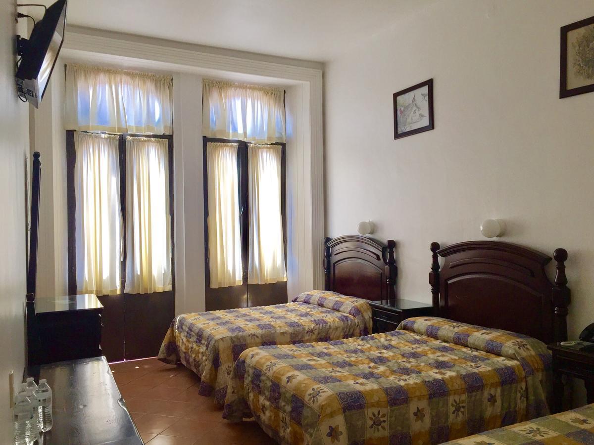 Hotel De Los Banos Pachuca エクステリア 写真